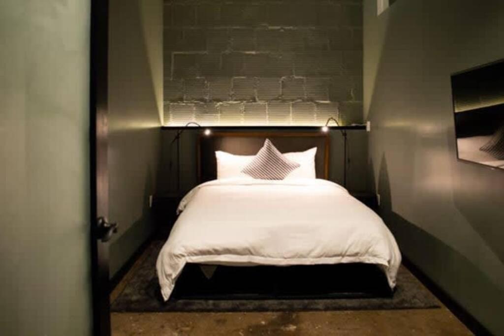 3E - *Renovated* 3 Min To Hillman Cancer Center Sleeps 6 Pittsburgh Eksteriør bilde
