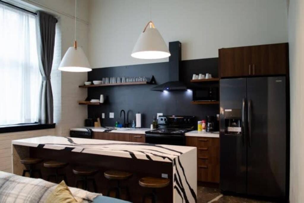 3E - *Renovated* 3 Min To Hillman Cancer Center Sleeps 6 Pittsburgh Eksteriør bilde