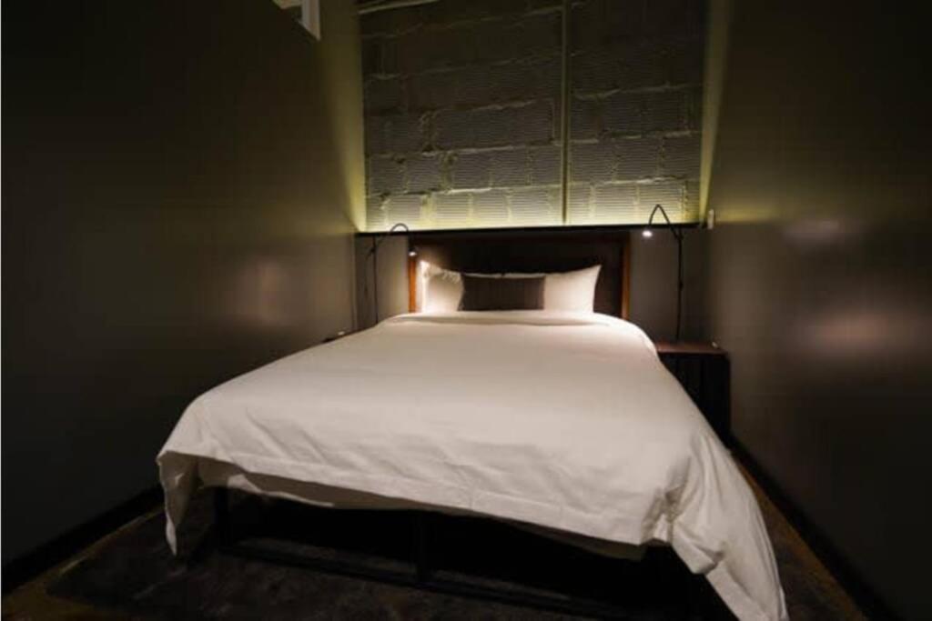 3E - *Renovated* 3 Min To Hillman Cancer Center Sleeps 6 Pittsburgh Eksteriør bilde